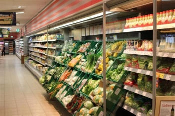 rayonnage commercial produits d'entretien
